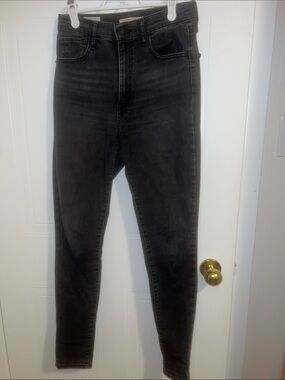 Levi's Black High-Rise Slim Jeans